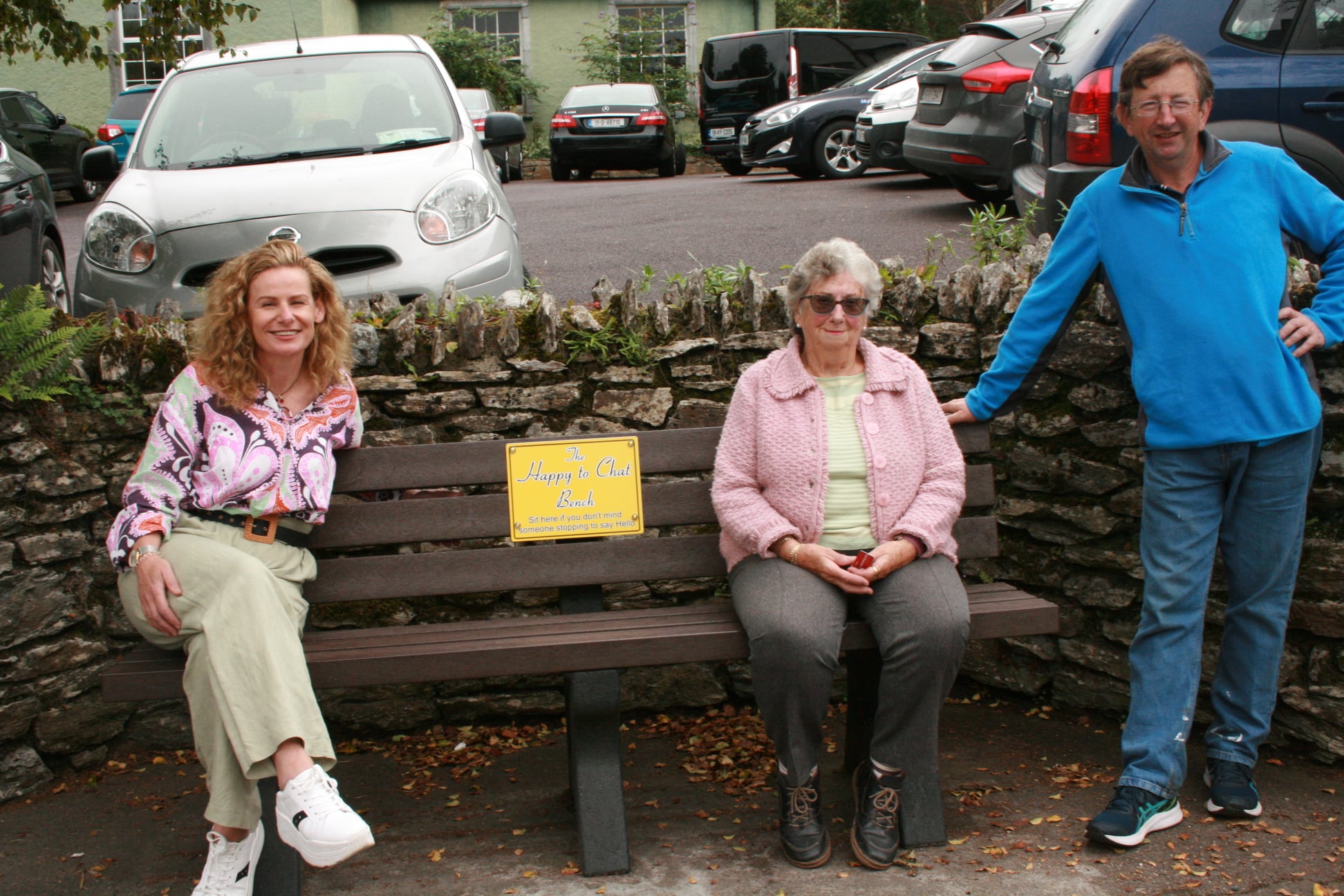 Happy to chat bench photo